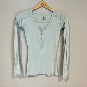 Twisted Heart Womans long sleeve thermal style shirt bling detail size Small